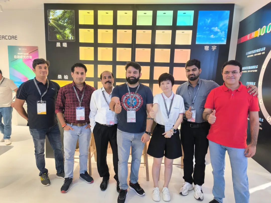 Carrying the first RGBCW-COB "Explosive Field" Light Asia Exhibition, Zhonghao Optoelectro 中昊·吉乐 | 公民色彩的色彩不会结束