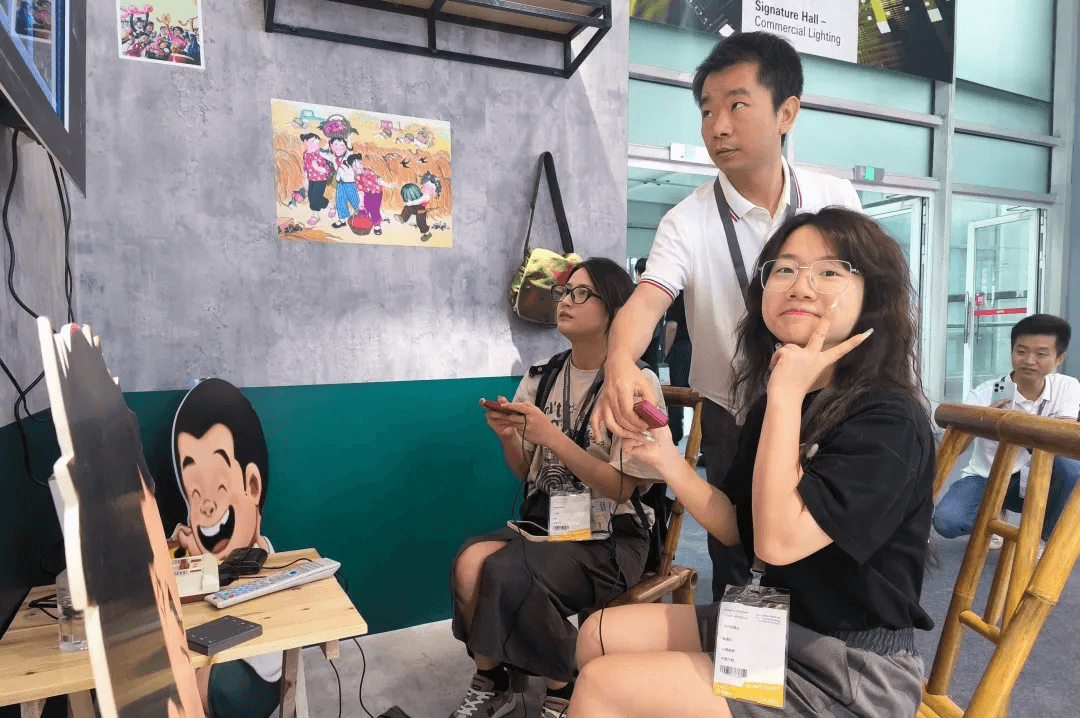 Carrying the first RGBCW-COB "Explosive Field" Light Asia Exhibition, Zhonghao Optoelectro 中昊·吉乐 | 公民色彩的色彩不会结束