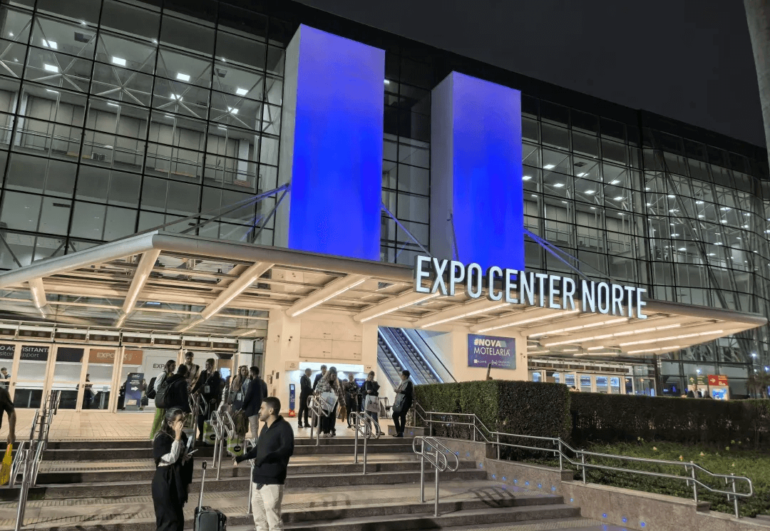 丰富多彩的 | 从 莫斯科 到 圣保罗 丰富多彩的 | 从 莫斯科 到 圣保罗