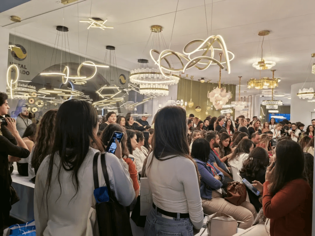 Colorful | From Moscow to Sao Paulo 丰富多彩的 | 从 莫斯科 到 圣保罗